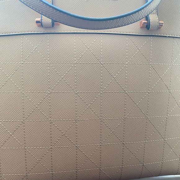 Aldo Cream and Orange Purse - Picture 4 of 5